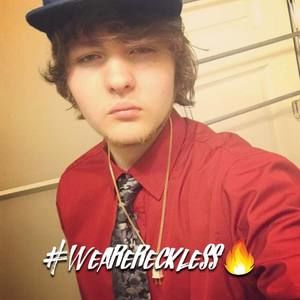 Meet your Posher, Justin